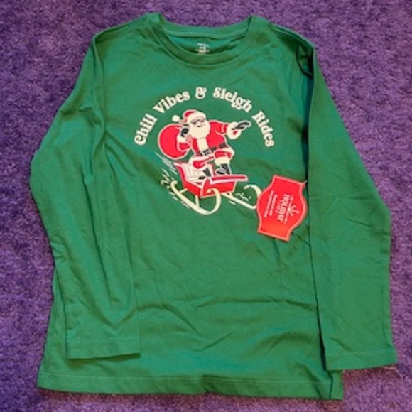 long sleeve Santa shirt - Size 8 - NWT - Picture 1 of 4